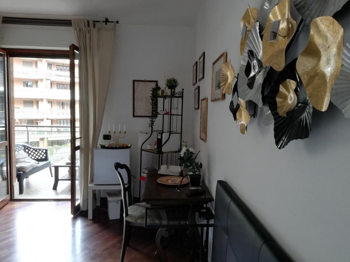 菲乌米奇诺 莱昂纳多罗马假期旅馆酒店 外观 照片